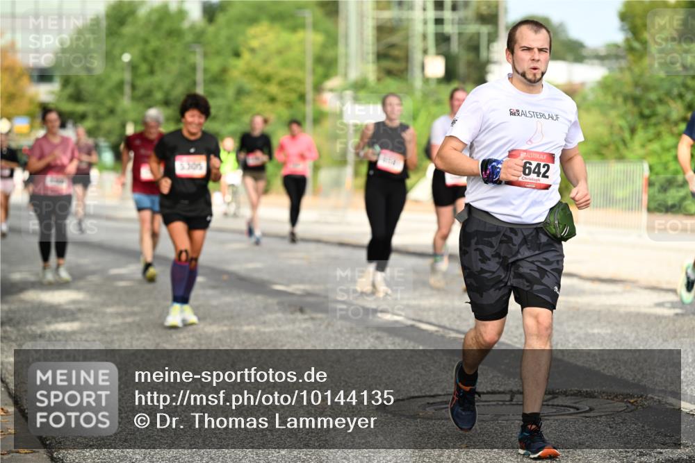 06.09.2026 - CURREX Alsterlauf Dr. Thomas Lammeyer http://msf.ph/oto/10144135 06.09.2026 10:15:39 Laufen 5, 3015, 642 meine-sportfotos.de