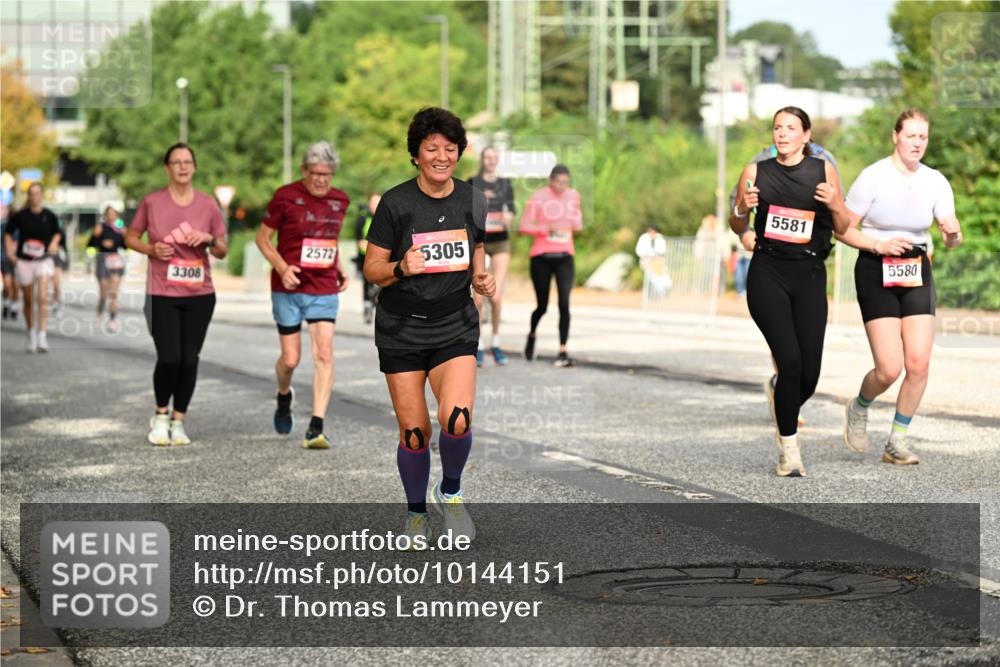 06.09.2026 - CURREX Alsterlauf Dr. Thomas Lammeyer http://msf.ph/oto/10144151 06.09.2026 10:15:41 Laufen 2572, 5305, 3308, 5581, 5580 meine-sportfotos.de