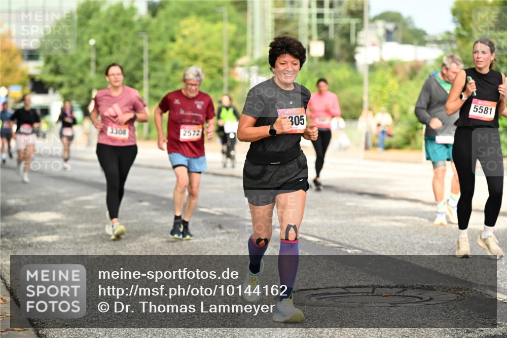 06.09.2026 - CURREX Alsterlauf Dr. Thomas Lammeyer http://msf.ph/oto/10144162 06.09.2026 10:15:42 Laufen 1308, 2572, 305, 5581 meine-sportfotos.de