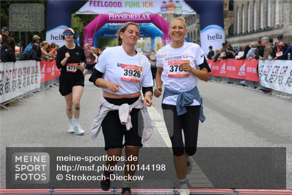 06.09.2026 - CURREX Alsterlauf Strokosch-Dieckow http://msf.ph/oto/10144198 06.09.2026 10:20:09 Ziel 2031, 2043, 2482, 2483, 3204, 3308, 3769, 3926, 4270, 4610, 4724, 5580, 5581 meine-sportfotos.de