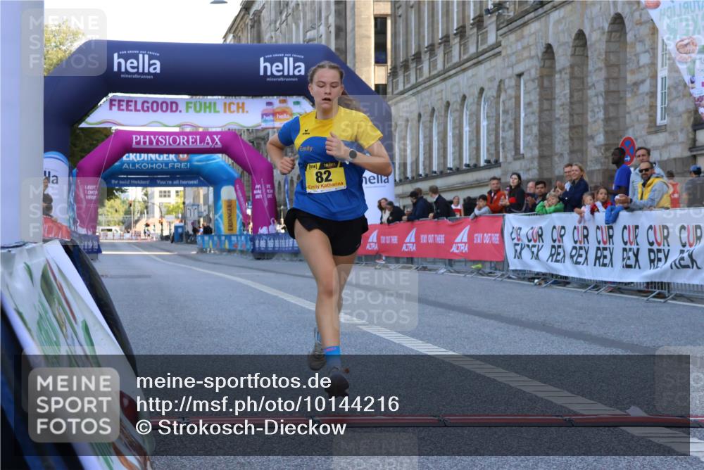 06.09.2026 - CURREX Alsterlauf Strokosch-Dieckow http://msf.ph/oto/10144216 06.09.2026 11:22:59 Ziel 82 meine-sportfotos.de