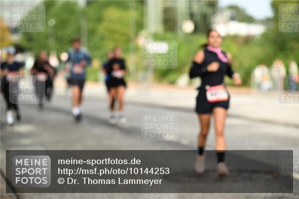 06.09.2026 - CURREX Alsterlauf Dr. Thomas Lammeyer http://msf.ph/oto/10144253 06.09.2026 10:15:54 Laufen  meine-sportfotos.de