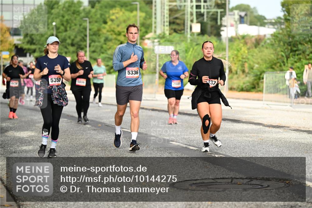 06.09.2026 - CURREX Alsterlauf Dr. Thomas Lammeyer http://msf.ph/oto/10144275 06.09.2026 10:15:57 Laufen 5350, 5806, 5336, 2885 meine-sportfotos.de
