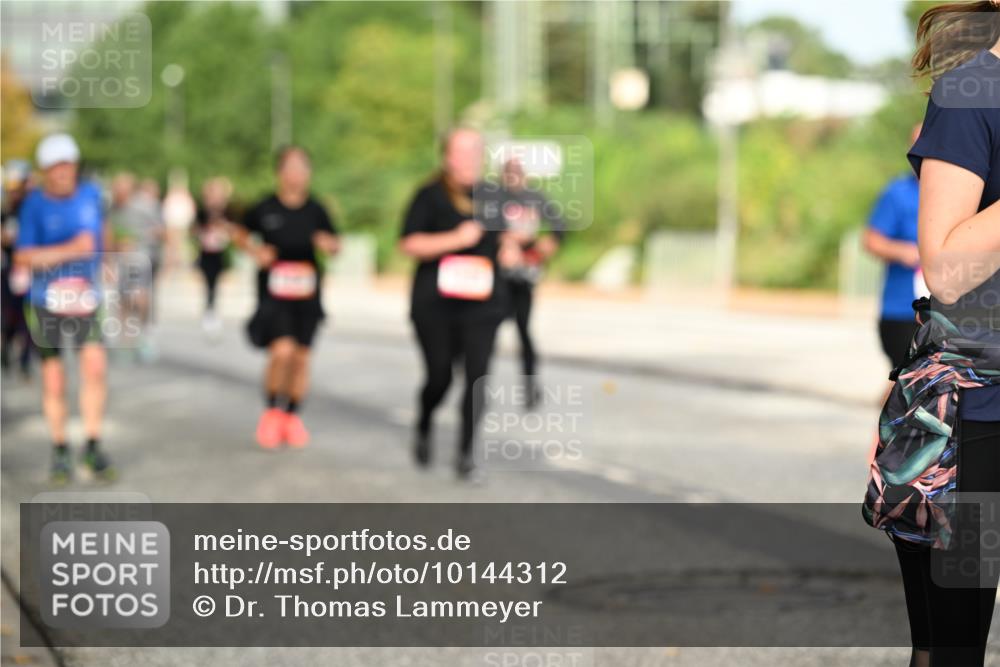 06.09.2026 - CURREX Alsterlauf Dr. Thomas Lammeyer http://msf.ph/oto/10144312 06.09.2026 10:16:01 Laufen  meine-sportfotos.de