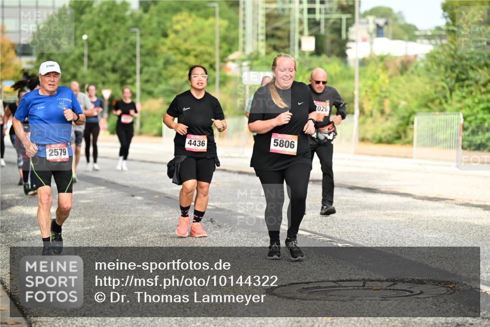 06.09.2026 - CURREX Alsterlauf Dr. Thomas Lammeyer http://msf.ph/oto/10144322 06.09.2026 10:16:03 Laufen 2579, 4436, 5806, 026 meine-sportfotos.de