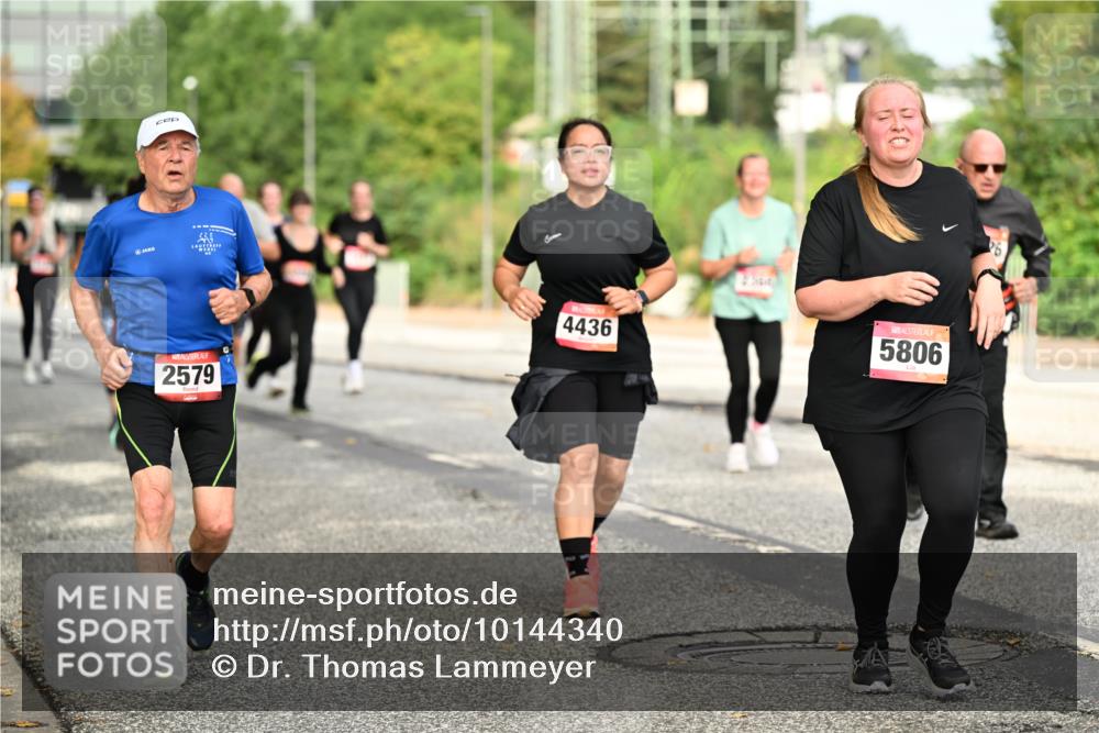 06.09.2026 - CURREX Alsterlauf Dr. Thomas Lammeyer http://msf.ph/oto/10144340 06.09.2026 10:16:04 Laufen 2579, 4436, 5806 meine-sportfotos.de
