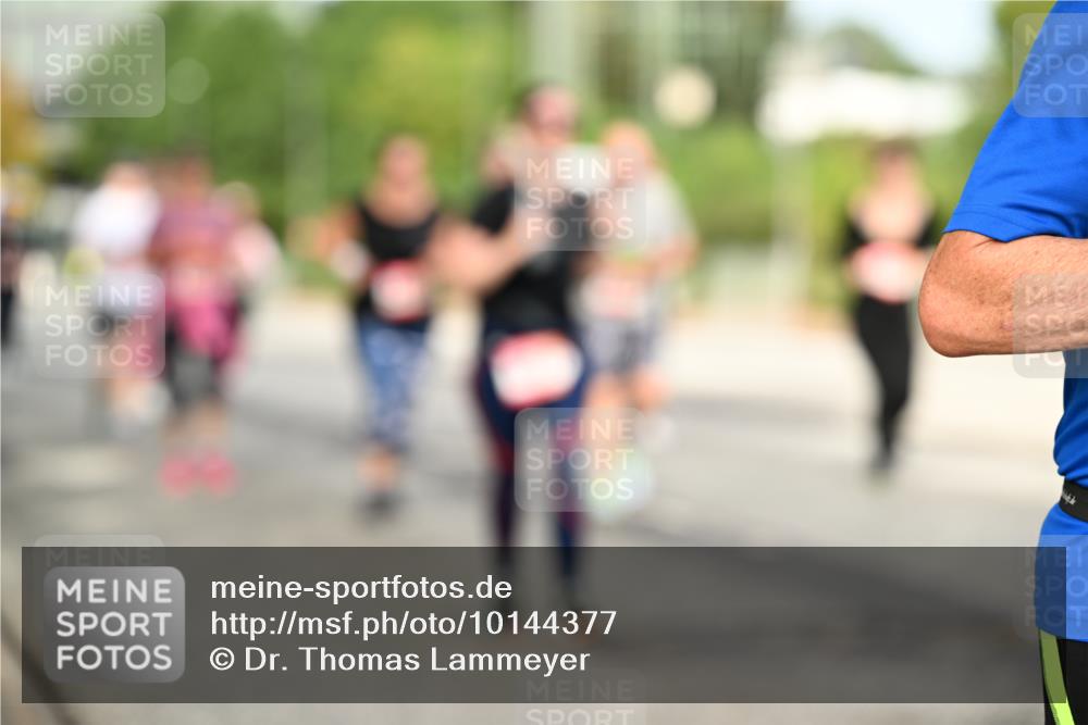06.09.2026 - CURREX Alsterlauf Dr. Thomas Lammeyer http://msf.ph/oto/10144377 06.09.2026 10:16:08 Laufen  meine-sportfotos.de
