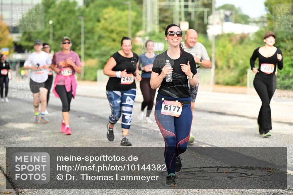 06.09.2026 - CURREX Alsterlauf Dr. Thomas Lammeyer http://msf.ph/oto/10144382 06.09.2026 10:16:09 Laufen 2403, 6177 meine-sportfotos.de