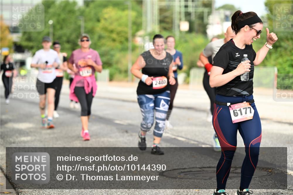 06.09.2026 - CURREX Alsterlauf Dr. Thomas Lammeyer http://msf.ph/oto/10144390 06.09.2026 10:16:10 Laufen 2403, 6177 meine-sportfotos.de