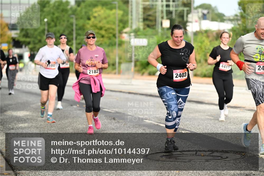 06.09.2026 - CURREX Alsterlauf Dr. Thomas Lammeyer http://msf.ph/oto/10144397 06.09.2026 10:16:11 Laufen 180, 2182, 2403, 4411, 24 meine-sportfotos.de