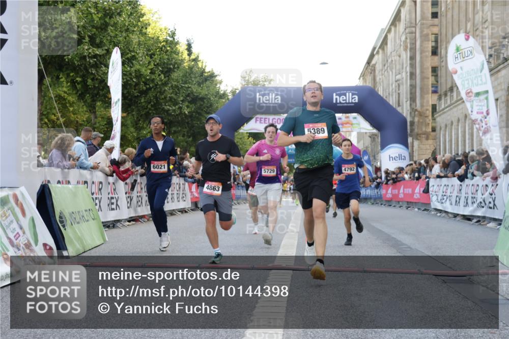 06.09.2026 - CURREX Alsterlauf Yannick Fuchs http://msf.ph/oto/10144398 06.09.2026 09:47:26 Ziel 2106, 2807, 4441, 4674, 4863, 5389, 5407, 5645, 5729, 6021, 6172 meine-sportfotos.de