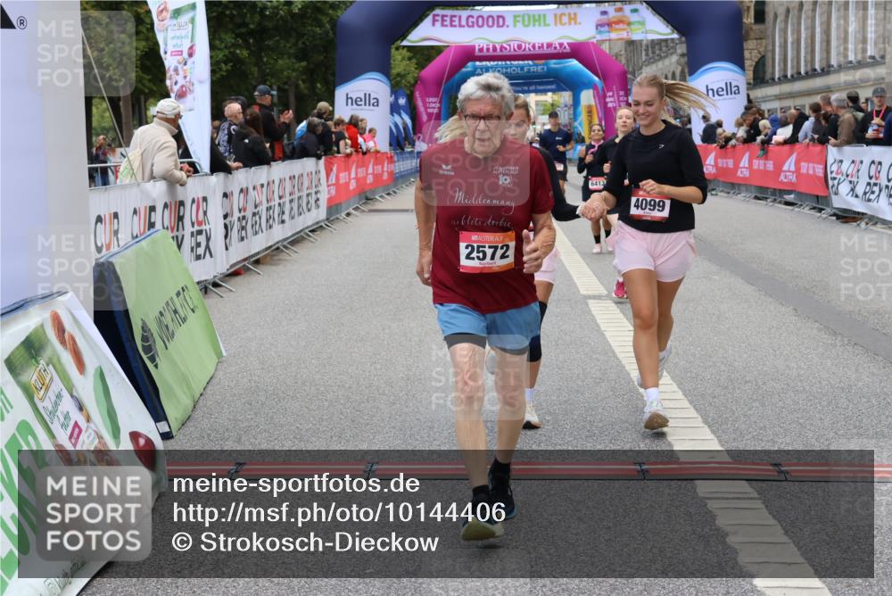 06.09.2026 - CURREX Alsterlauf Strokosch-Dieckow http://msf.ph/oto/10144406 06.09.2026 10:20:26 Ziel 2366, 2572, 4098, 4099, 4609, 5305, 6413 meine-sportfotos.de
