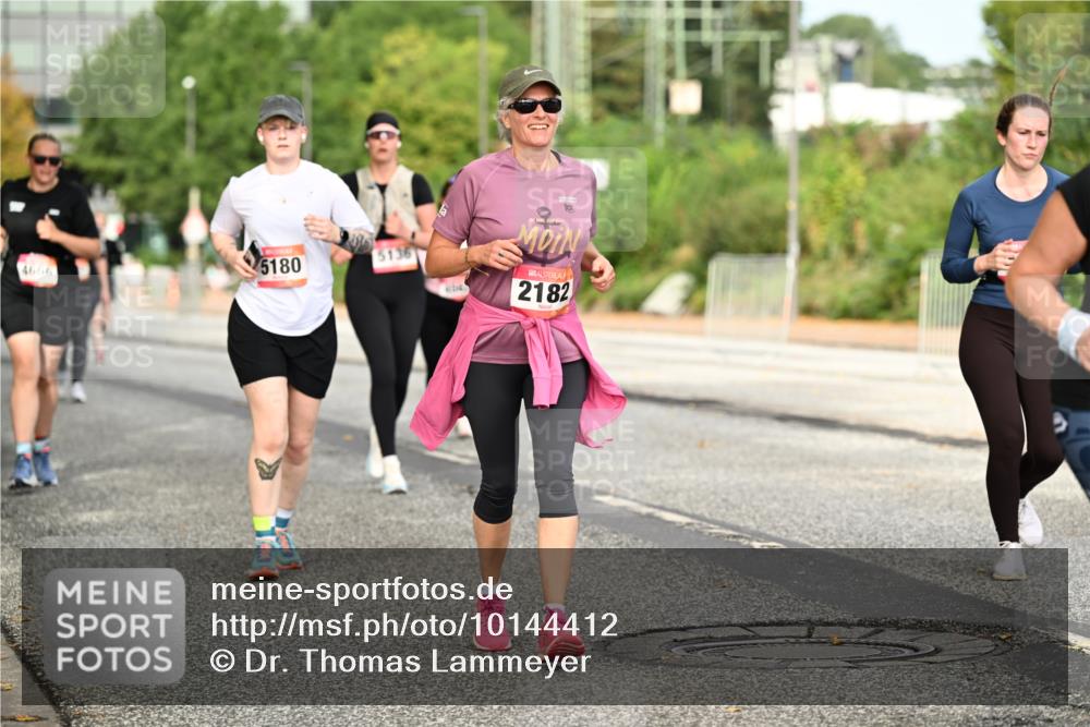 06.09.2026 - CURREX Alsterlauf Dr. Thomas Lammeyer http://msf.ph/oto/10144412 06.09.2026 10:16:12 Laufen 4666, 5180, 2182 meine-sportfotos.de