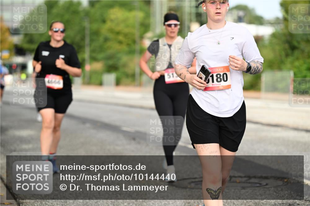 06.09.2026 - CURREX Alsterlauf Dr. Thomas Lammeyer http://msf.ph/oto/10144440 06.09.2026 10:16:15 Laufen 4666, 51, 180 meine-sportfotos.de