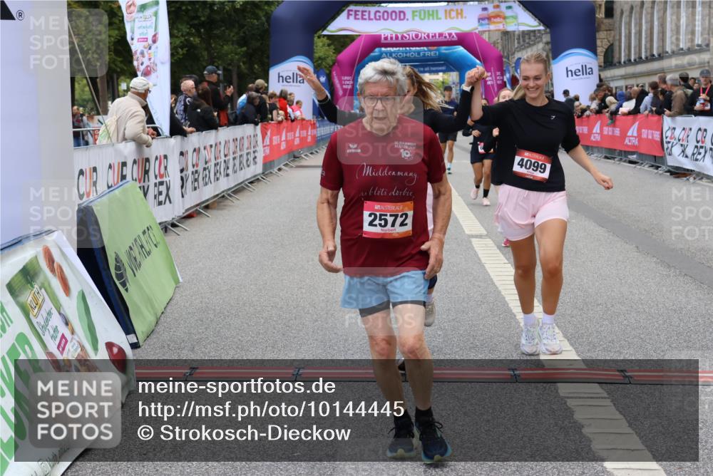 06.09.2026 - CURREX Alsterlauf Strokosch-Dieckow http://msf.ph/oto/10144445 06.09.2026 10:20:26 Ziel 2366, 2572, 4098, 4099, 4609, 5305, 6413 meine-sportfotos.de