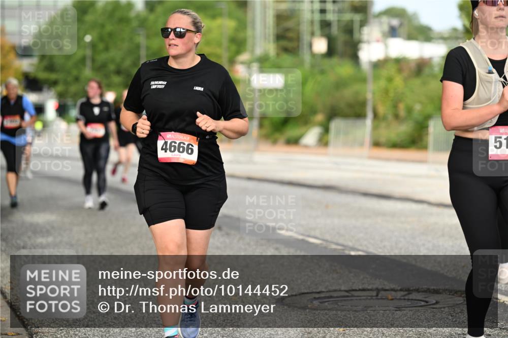 06.09.2026 - CURREX Alsterlauf Dr. Thomas Lammeyer http://msf.ph/oto/10144452 06.09.2026 10:16:17 Laufen 4666, 51 meine-sportfotos.de