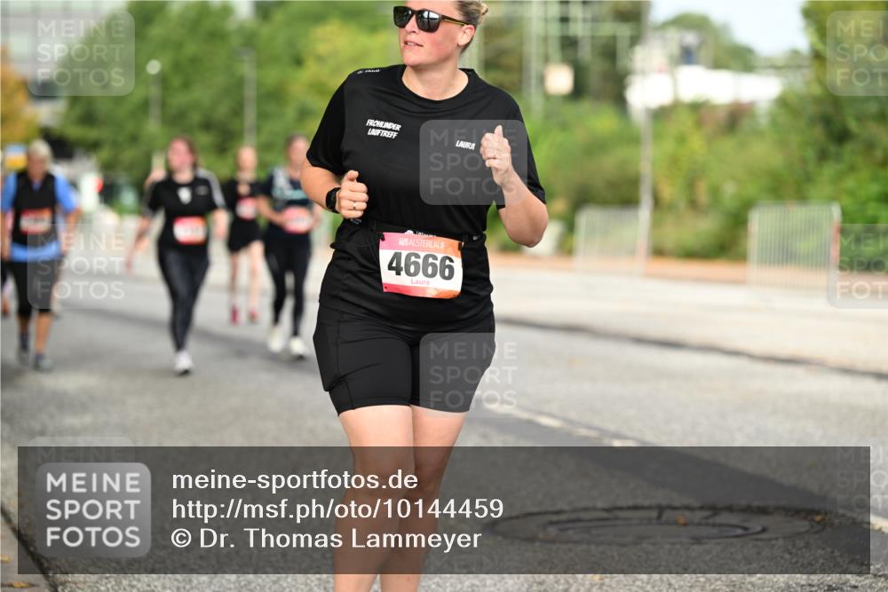 06.09.2026 - CURREX Alsterlauf Dr. Thomas Lammeyer http://msf.ph/oto/10144459 06.09.2026 10:16:17 Laufen 4666 meine-sportfotos.de