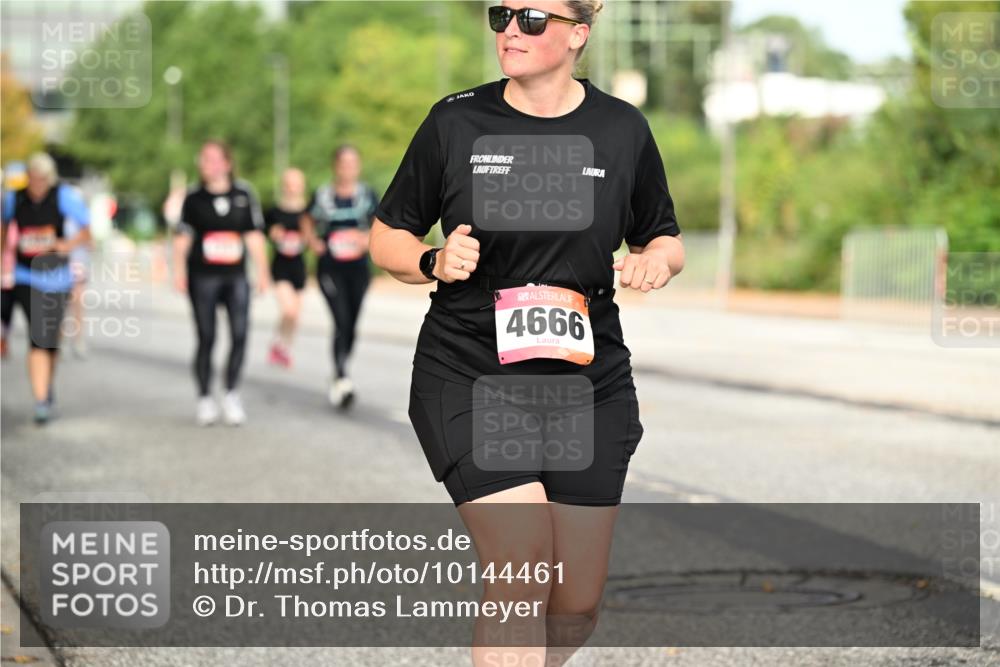06.09.2026 - CURREX Alsterlauf Dr. Thomas Lammeyer http://msf.ph/oto/10144461 06.09.2026 10:16:18 Laufen 4666 meine-sportfotos.de