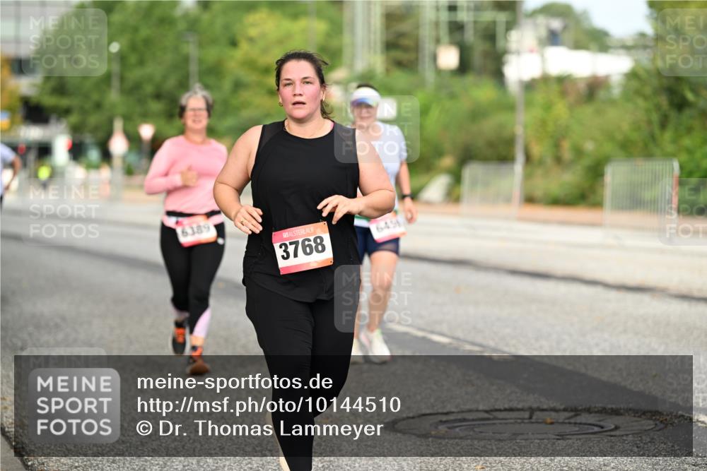 06.09.2026 - CURREX Alsterlauf Dr. Thomas Lammeyer http://msf.ph/oto/10144510 06.09.2026 10:16:26 Laufen 6389, 3768, 6456 meine-sportfotos.de