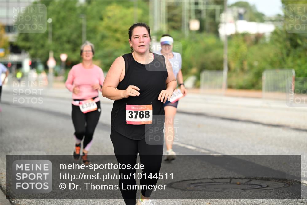 06.09.2026 - CURREX Alsterlauf Dr. Thomas Lammeyer http://msf.ph/oto/10144511 06.09.2026 10:16:26 Laufen 6389, 3768 meine-sportfotos.de