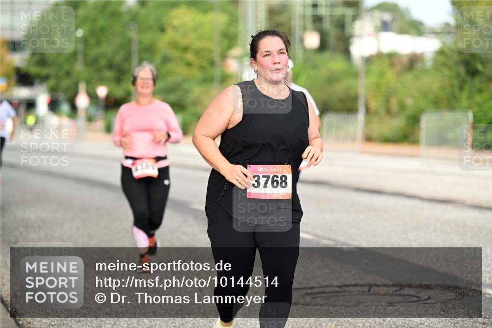 06.09.2026 - CURREX Alsterlauf Dr. Thomas Lammeyer http://msf.ph/oto/10144514 06.09.2026 10:16:26 Laufen 3768 meine-sportfotos.de