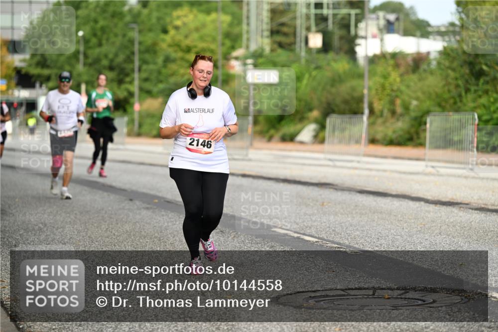 06.09.2026 - CURREX Alsterlauf Dr. Thomas Lammeyer http://msf.ph/oto/10144558 06.09.2026 10:16:34 Laufen 2146 meine-sportfotos.de