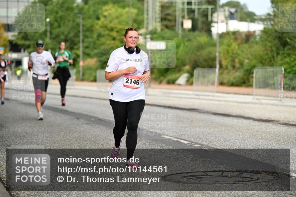 06.09.2026 - CURREX Alsterlauf Dr. Thomas Lammeyer http://msf.ph/oto/10144561 06.09.2026 10:16:34 Laufen 1, 2146 meine-sportfotos.de