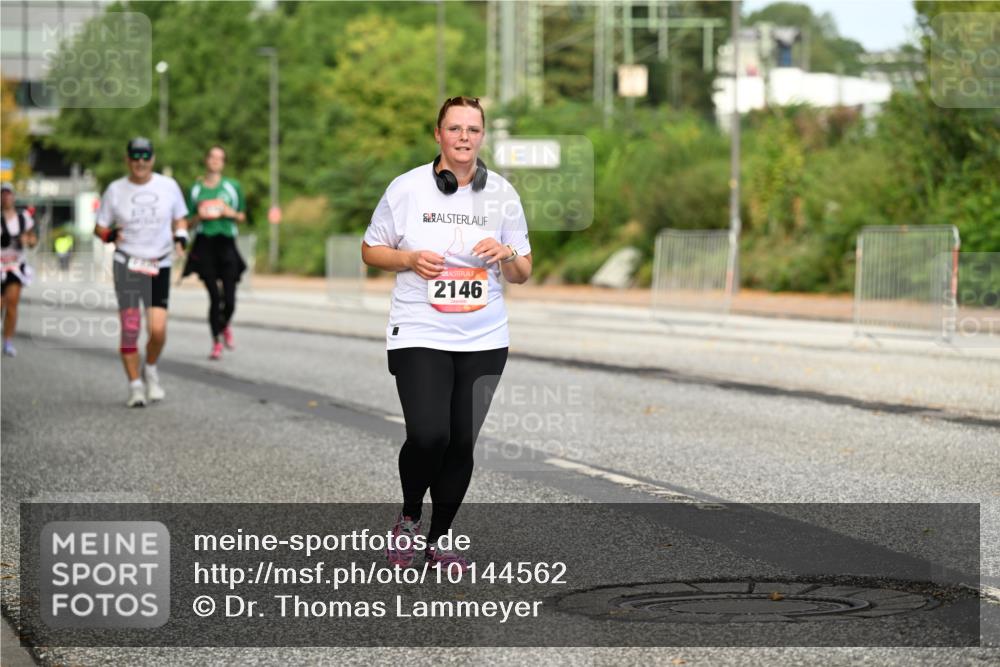06.09.2026 - CURREX Alsterlauf Dr. Thomas Lammeyer http://msf.ph/oto/10144562 06.09.2026 10:16:34 Laufen 2146 meine-sportfotos.de