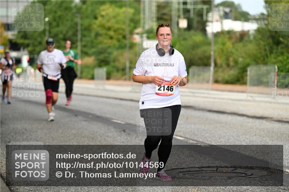 06.09.2026 - CURREX Alsterlauf Dr. Thomas Lammeyer http://msf.ph/oto/10144569 06.09.2026 10:16:35 Laufen 2146 meine-sportfotos.de
