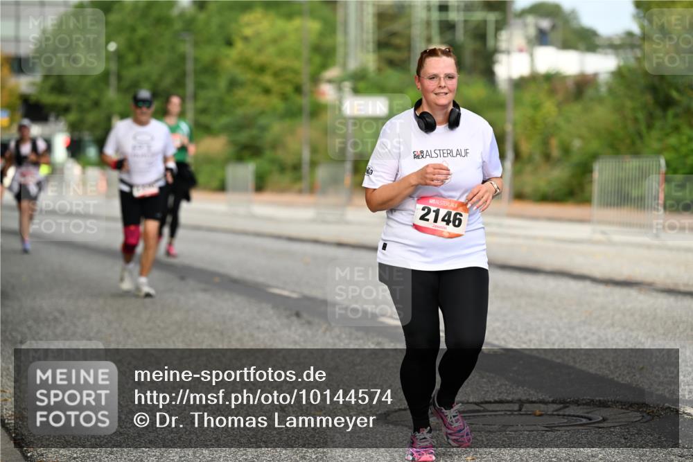06.09.2026 - CURREX Alsterlauf Dr. Thomas Lammeyer http://msf.ph/oto/10144574 06.09.2026 10:16:35 Laufen 2146 meine-sportfotos.de