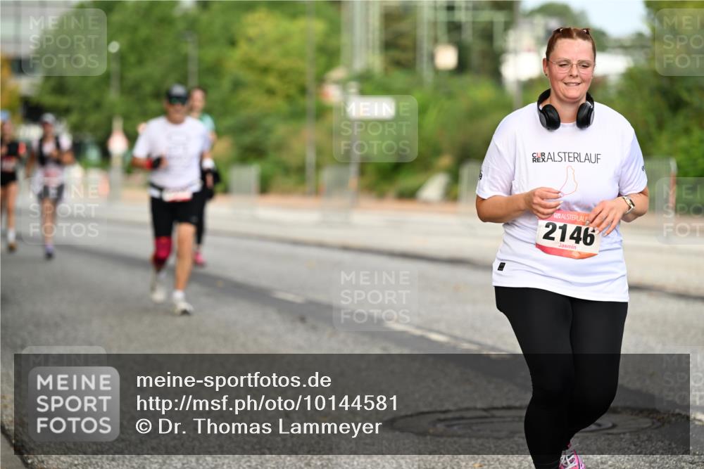06.09.2026 - CURREX Alsterlauf Dr. Thomas Lammeyer http://msf.ph/oto/10144581 06.09.2026 10:16:36 Laufen 2146 meine-sportfotos.de