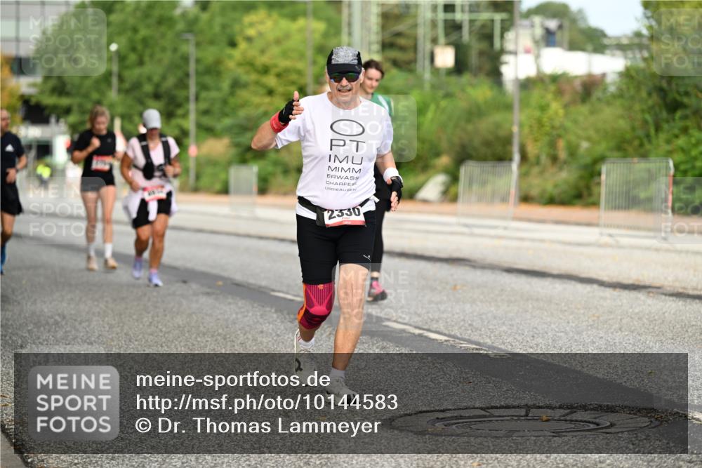 06.09.2026 - CURREX Alsterlauf Dr. Thomas Lammeyer http://msf.ph/oto/10144583 06.09.2026 10:16:39 Laufen 2330 meine-sportfotos.de