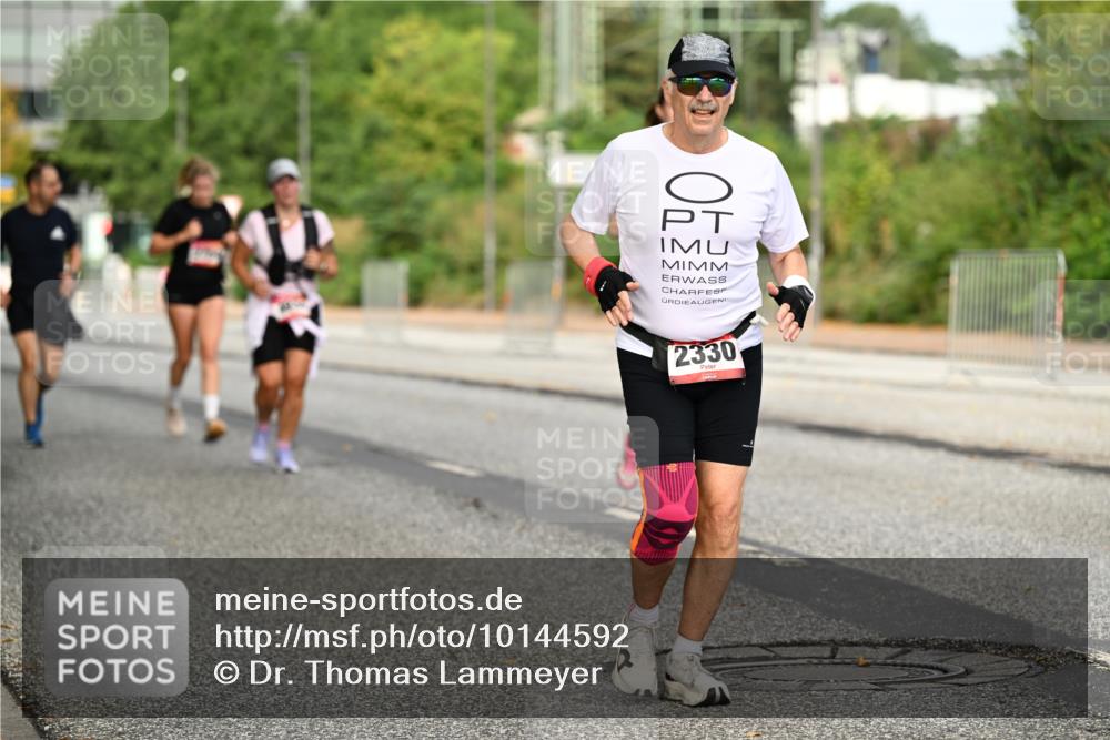 06.09.2026 - CURREX Alsterlauf Dr. Thomas Lammeyer http://msf.ph/oto/10144592 06.09.2026 10:16:40 Laufen 2330 meine-sportfotos.de