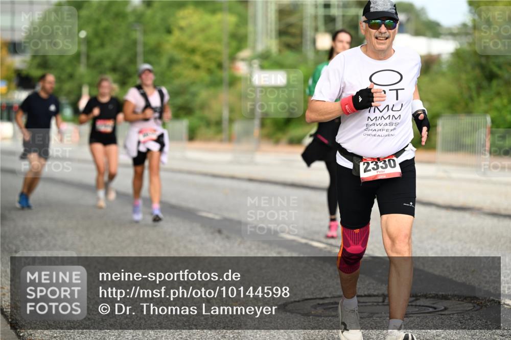 06.09.2026 - CURREX Alsterlauf Dr. Thomas Lammeyer http://msf.ph/oto/10144598 06.09.2026 10:16:40 Laufen 2330 meine-sportfotos.de