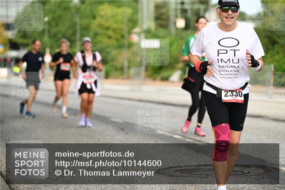06.09.2026 - CURREX Alsterlauf Dr. Thomas Lammeyer http://msf.ph/oto/10144600 06.09.2026 10:16:40 Laufen 2330 meine-sportfotos.de