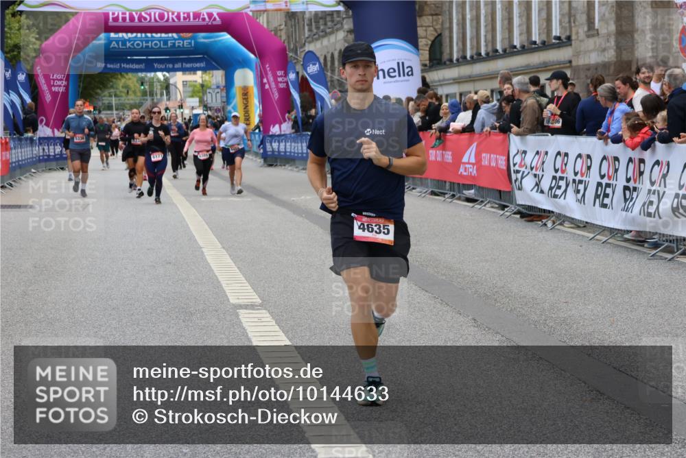 06.09.2026 - CURREX Alsterlauf Strokosch-Dieckow http://msf.ph/oto/10144633 06.09.2026 10:20:35 Ziel 3026, 4609, 4635, 5305, 6413 meine-sportfotos.de