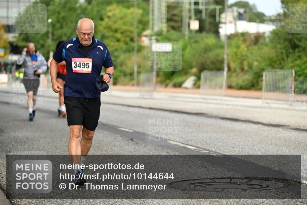 06.09.2026 - CURREX Alsterlauf Dr. Thomas Lammeyer http://msf.ph/oto/10144644 06.09.2026 10:16:49 Laufen 3495 meine-sportfotos.de