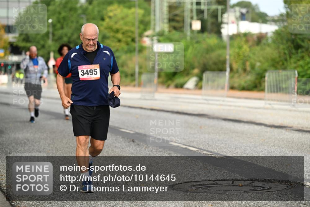 06.09.2026 - CURREX Alsterlauf Dr. Thomas Lammeyer http://msf.ph/oto/10144645 06.09.2026 10:16:49 Laufen 3495 meine-sportfotos.de