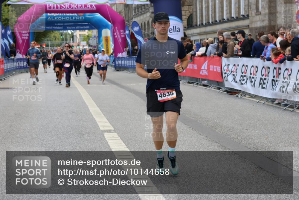 06.09.2026 - CURREX Alsterlauf Strokosch-Dieckow http://msf.ph/oto/10144658 06.09.2026 10:20:35 Ziel 3026, 4609, 4635, 5305, 6413 meine-sportfotos.de