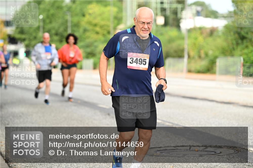 06.09.2026 - CURREX Alsterlauf Dr. Thomas Lammeyer http://msf.ph/oto/10144659 06.09.2026 10:16:50 Laufen 3495 meine-sportfotos.de
