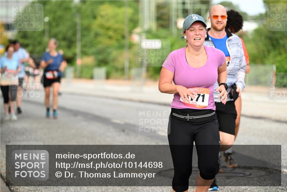06.09.2026 - CURREX Alsterlauf Dr. Thomas Lammeyer http://msf.ph/oto/10144698 06.09.2026 10:16:55 Laufen 71 meine-sportfotos.de