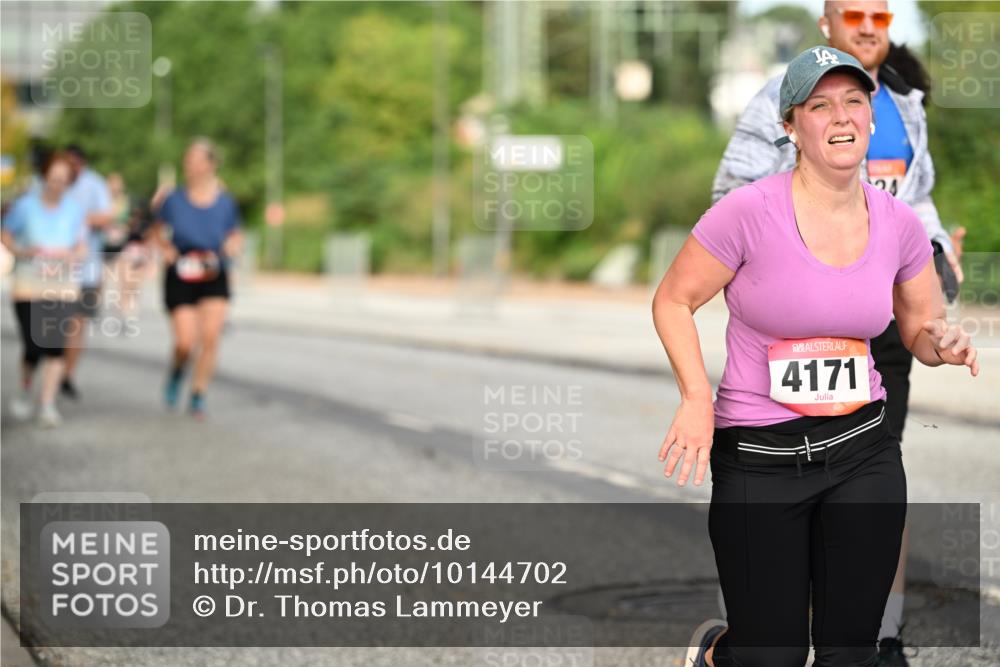 06.09.2026 - CURREX Alsterlauf Dr. Thomas Lammeyer http://msf.ph/oto/10144702 06.09.2026 10:16:56 Laufen 4171, 24 meine-sportfotos.de
