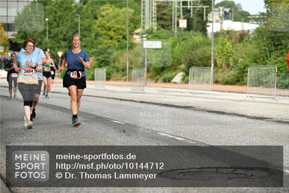 06.09.2026 - CURREX Alsterlauf Dr. Thomas Lammeyer http://msf.ph/oto/10144712 06.09.2026 10:16:57 Laufen 2604, 271 meine-sportfotos.de