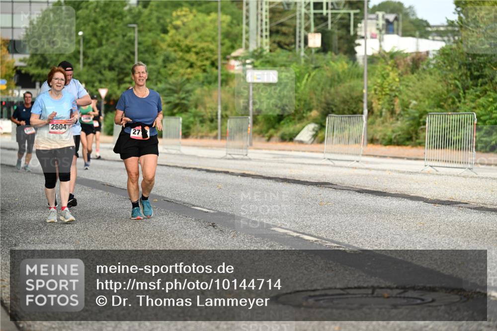06.09.2026 - CURREX Alsterlauf Dr. Thomas Lammeyer http://msf.ph/oto/10144714 06.09.2026 10:16:57 Laufen 2604 meine-sportfotos.de