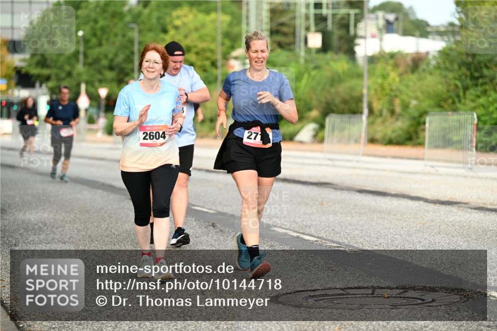 06.09.2026 - CURREX Alsterlauf Dr. Thomas Lammeyer http://msf.ph/oto/10144718 06.09.2026 10:17:00 Laufen 2604, 271 meine-sportfotos.de