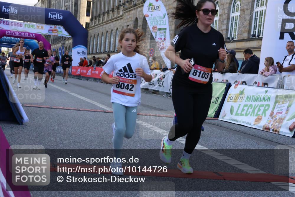 06.09.2026 - CURREX Alsterlauf Strokosch-Dieckow http://msf.ph/oto/10144726 06.09.2026 11:49:11 Ziel 1057, 1063, 1119, 1142, 1155, 1156, 1213, 1214, 1295, 1318, 8042, 8103, 8261 meine-sportfotos.de