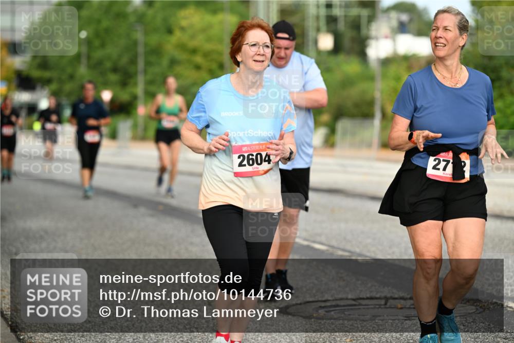 06.09.2026 - CURREX Alsterlauf Dr. Thomas Lammeyer http://msf.ph/oto/10144736 06.09.2026 10:17:02 Laufen 2604, 272 meine-sportfotos.de