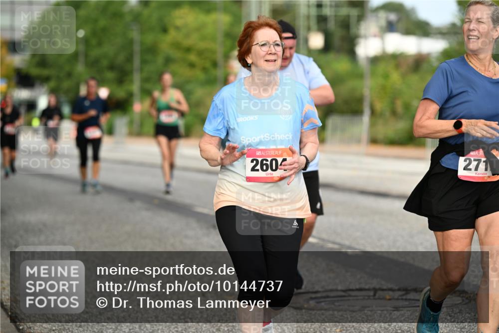 06.09.2026 - CURREX Alsterlauf Dr. Thomas Lammeyer http://msf.ph/oto/10144737 06.09.2026 10:17:02 Laufen 260, 271 meine-sportfotos.de