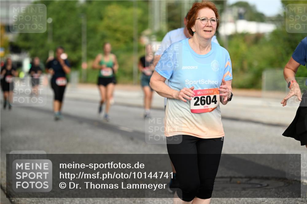 06.09.2026 - CURREX Alsterlauf Dr. Thomas Lammeyer http://msf.ph/oto/10144741 06.09.2026 10:17:02 Laufen 2604 meine-sportfotos.de