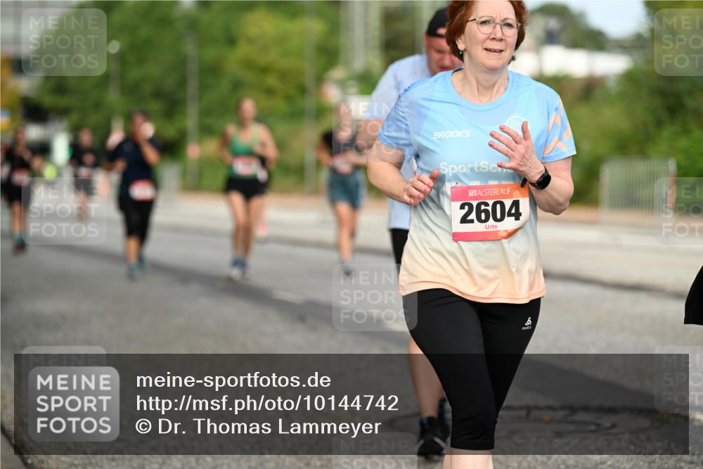 06.09.2026 - CURREX Alsterlauf Dr. Thomas Lammeyer http://msf.ph/oto/10144742 06.09.2026 10:17:02 Laufen 2604, 8 meine-sportfotos.de